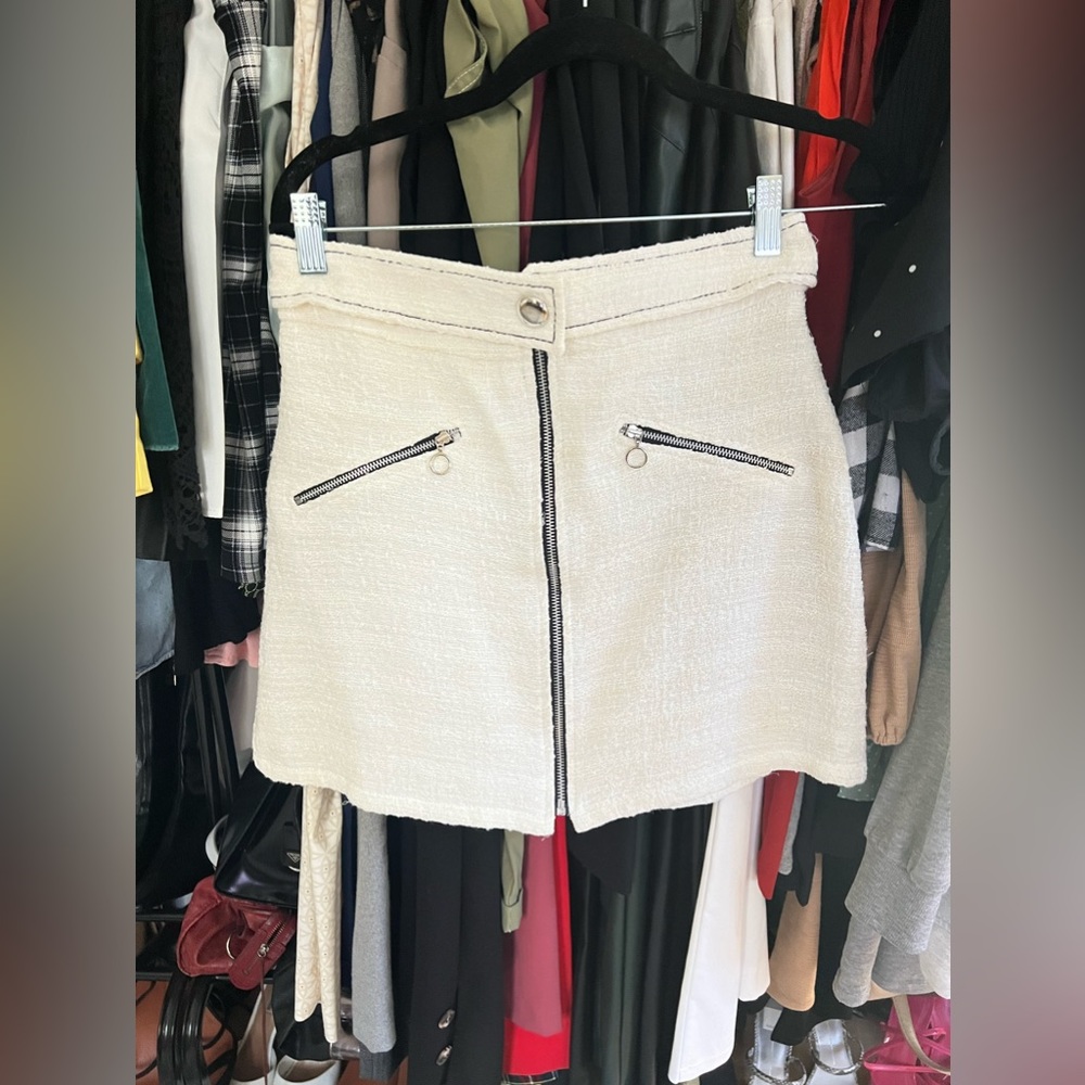 White, Tweed Zara Mini Skirt with Zippers